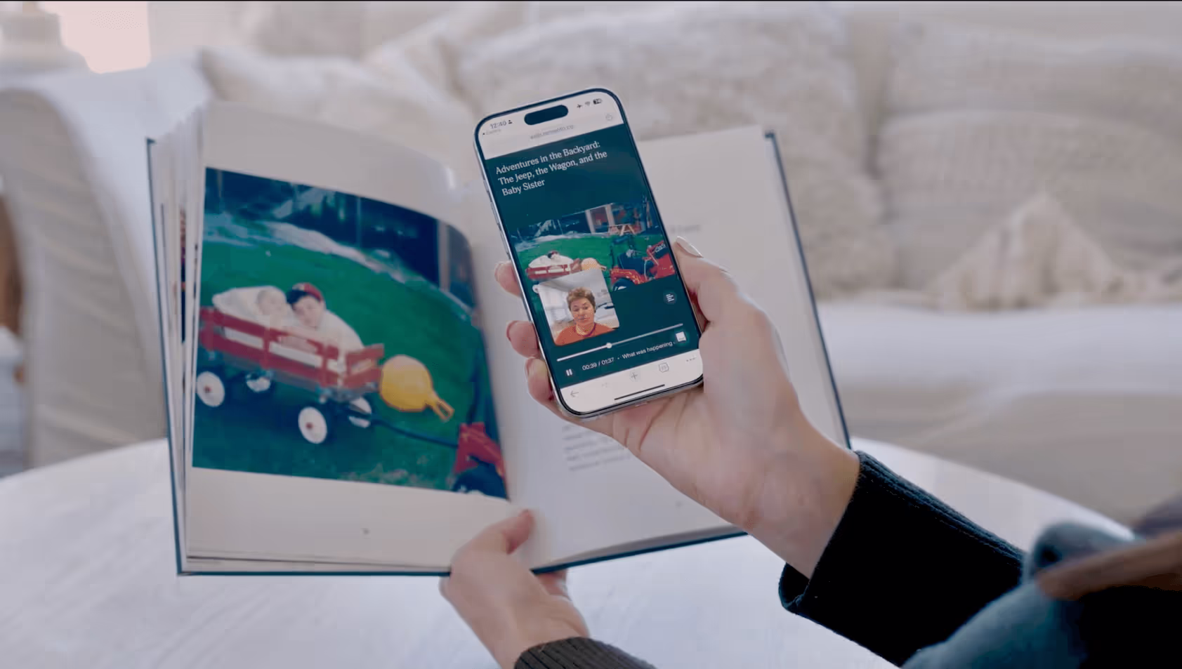 Person using Memoires app