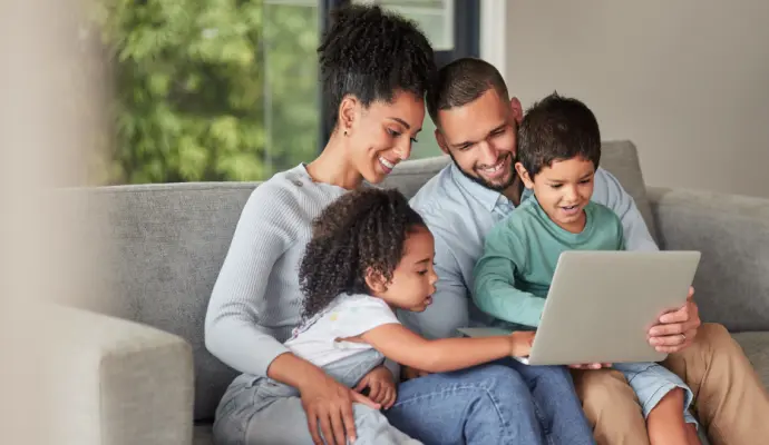 Person using Memoires app